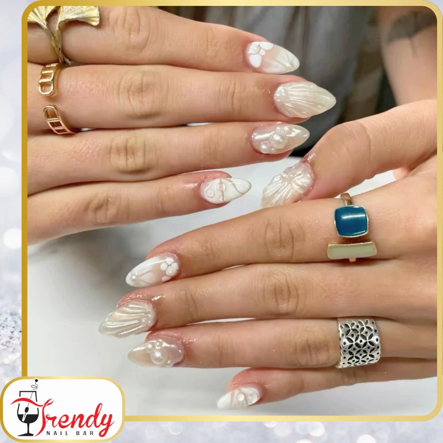 Nail colours